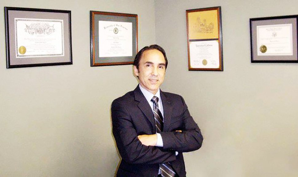 Ray Navarro Abogado especialista en lesiones personales San Diego